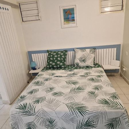 Appartement Spacieux Vue Sur Mer لا ترينيت المظهر الخارجي الصورة
